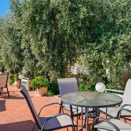 شقة فندقية Meni