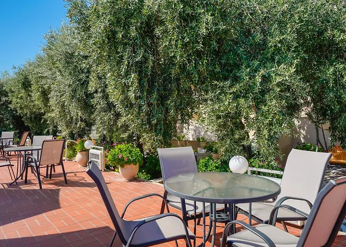 Hotel de apartamente Meni